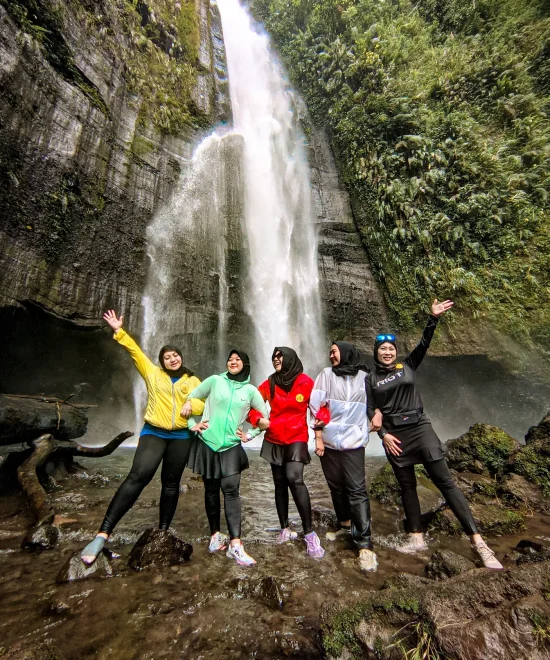 Panduan Jalur Trekking Curug Cisadane dan Harga Paket